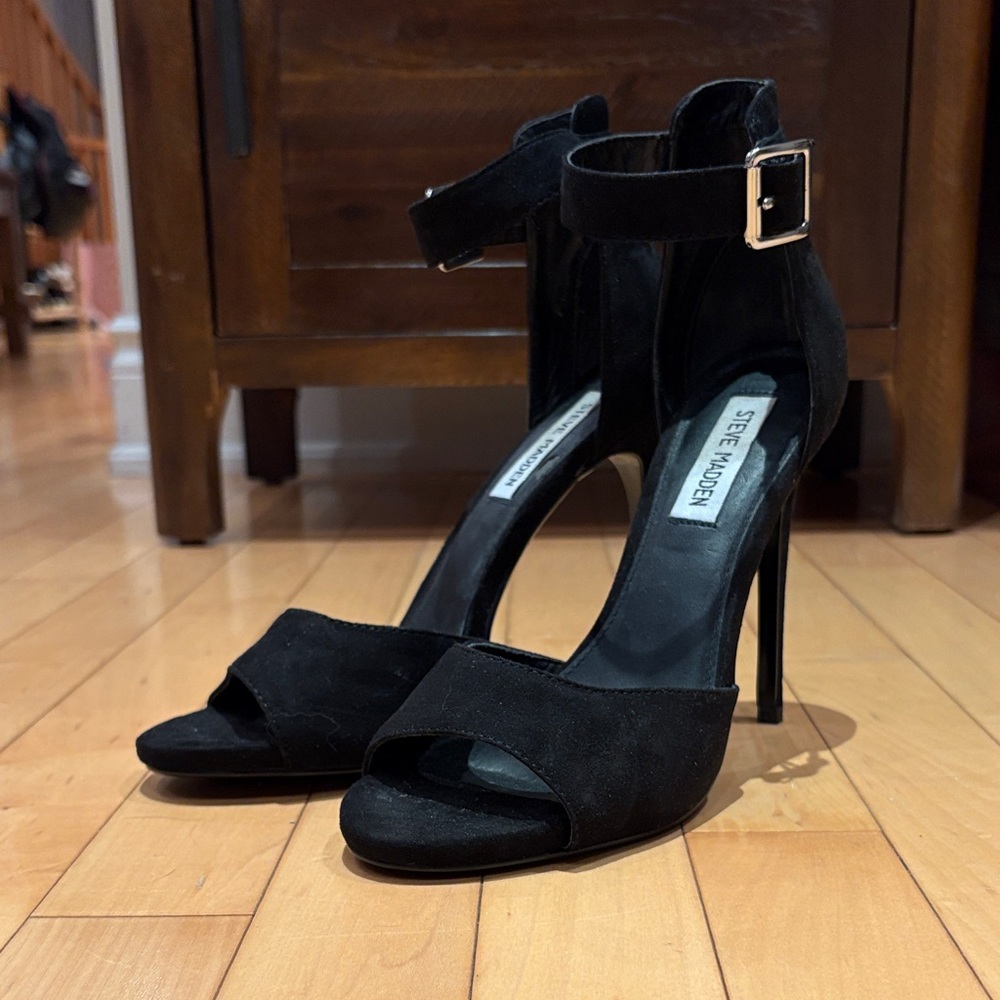 Steve Madden Black Ankle Strap Heels
